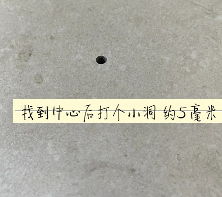 柳城瓷砖空鼓维修公司专业解答在瓷砖铺贴过程中，如果砂料搅拌不均匀，将会带来以下问题